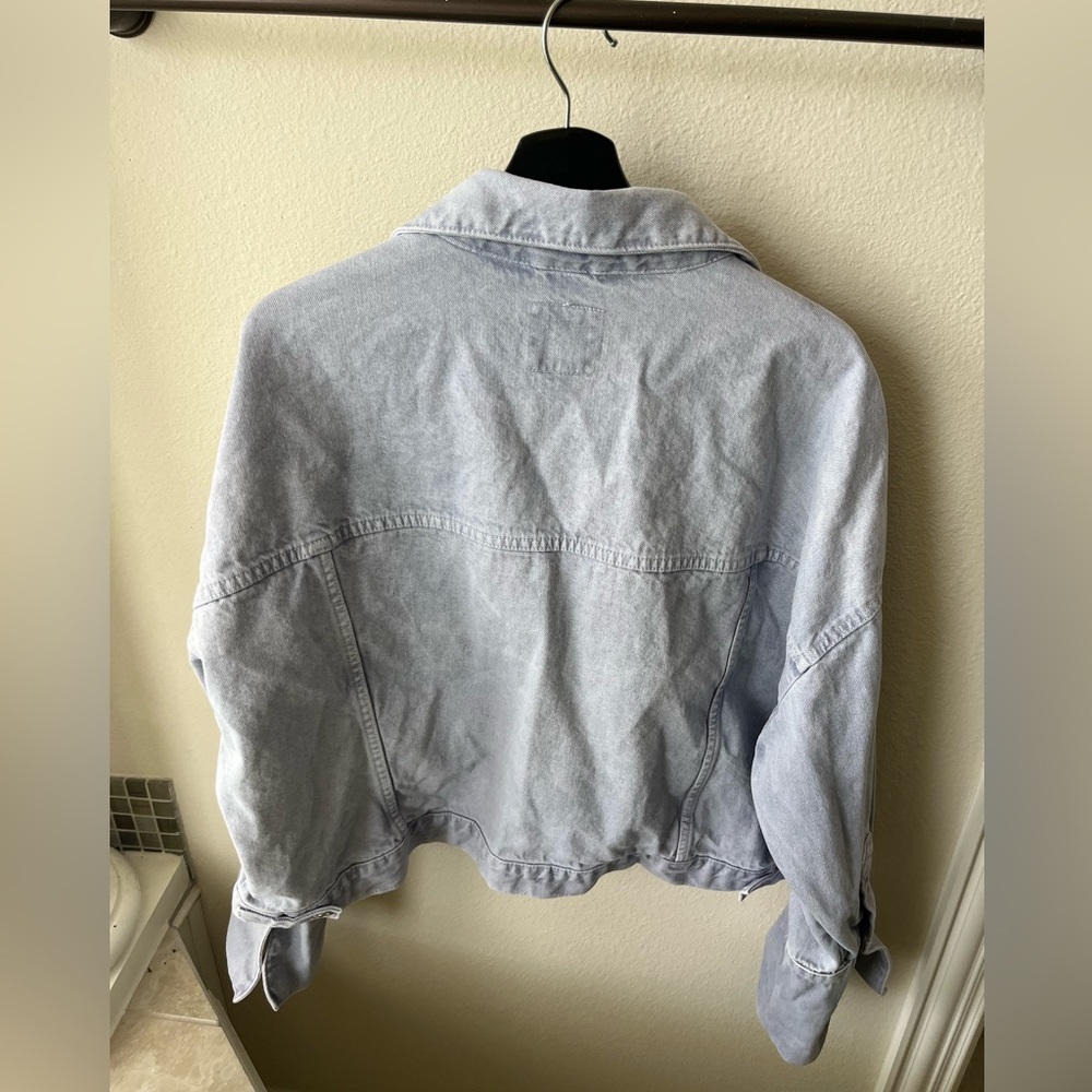 Zara denim jacket in a wonderful condition size M-L